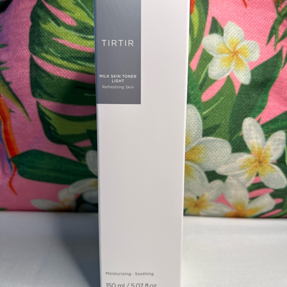 TIRTIR - Milk Skin Toner - Light